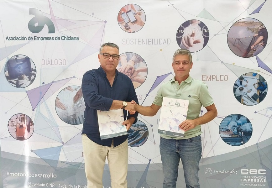 La Asociación de Empresas de Chiclana firma un convenio marco con la FLAMPA de Chiclana.
